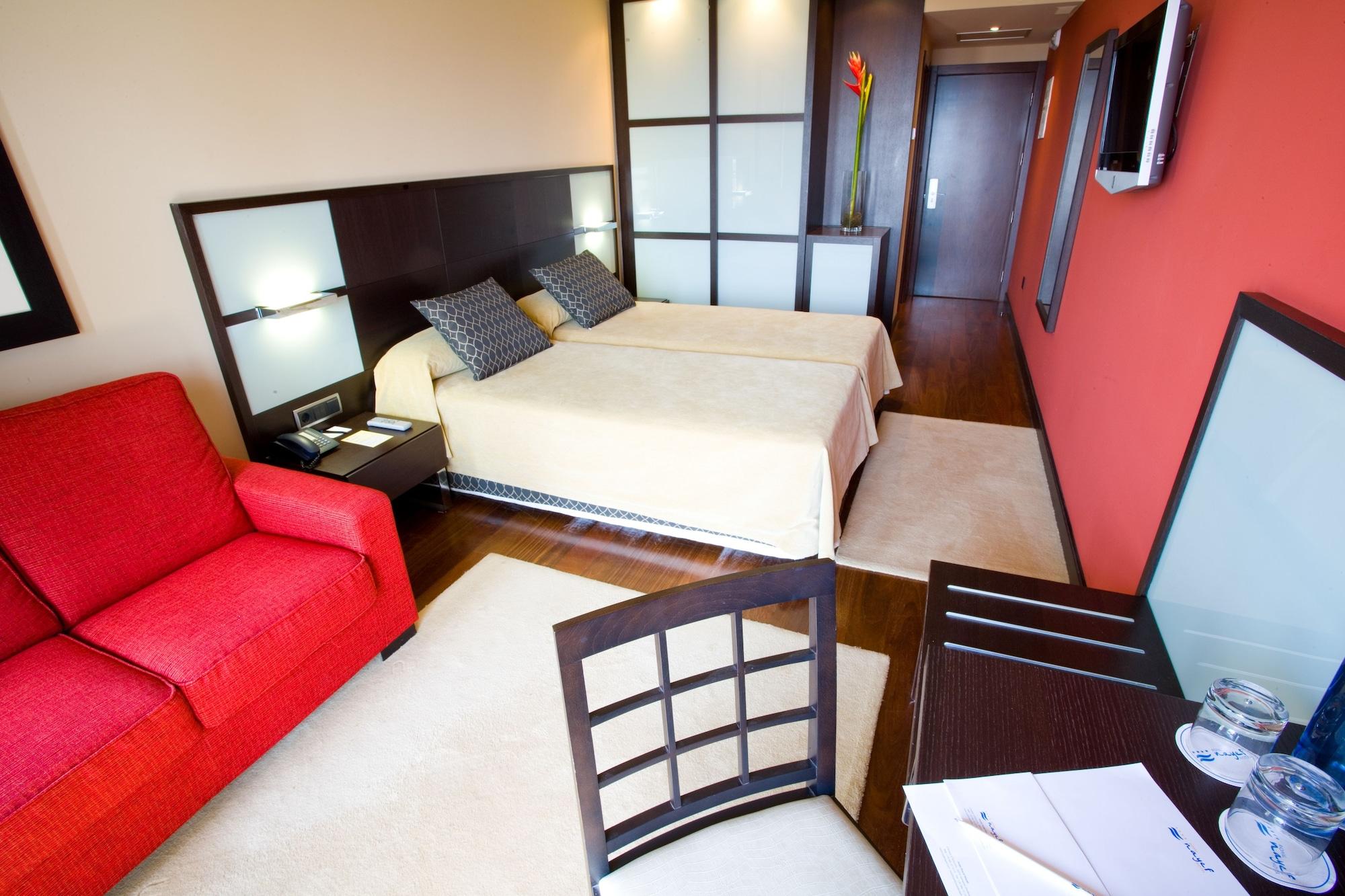 Royal Nayef Hotel Portonovo Buitenkant foto